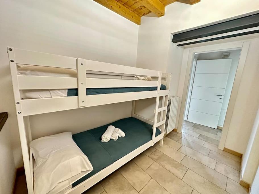 شقة Near Train Station Luxury House 5 Beds بيرغامو المظهر الخارجي الصورة