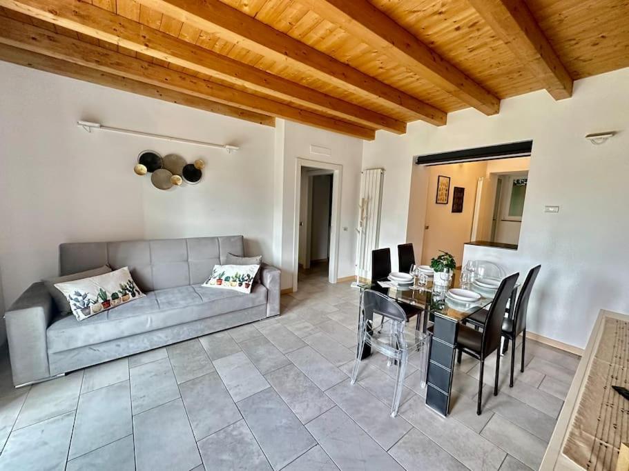 شقة Near Train Station Luxury House 5 Beds بيرغامو المظهر الخارجي الصورة